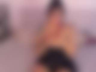 Live cam show with KiimLee - Strip Black on nudelive.tv