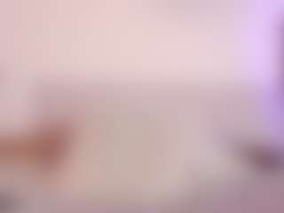 Live cam show with KiimLee - Pornstar BBW on Camsoda