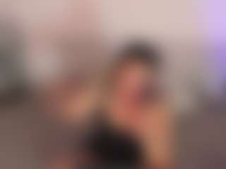 Live cam show with KiimLee - Deepthroat on xfollow cams