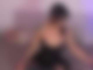 Live cam show with KiimLee - Spank Black on x69.live