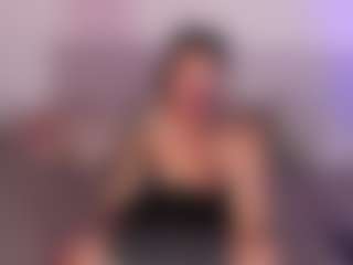 Live cam show with KiimLee - Black Small Tits on galaxygirlnitro.com