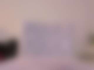Live cam show with KiimLee - Athletic Shaved Pussy on makecum.org