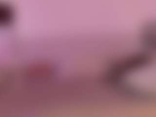 Live cam show with KiimLee - Athletic BBW on livesuperchat.net