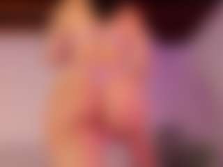 KiimLee's Live Sex Cam Show