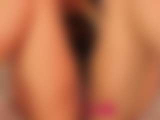 KiimLee's Live Sex Cam Show