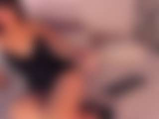 KiimLee's Live Sex Cam Show