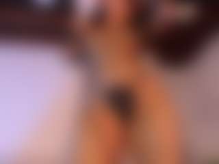 Live cam show with KiimLee - Squirt on xxxlivecams.org