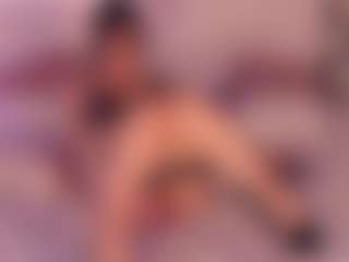 Live-Cam-Show mit KiimLee - Nonbinary auf Camsoda
