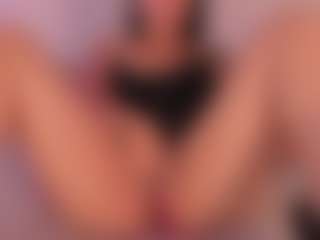 KiimLee's Live Sex Cam Show
