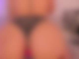 KiimLee's Live Sex Cam Show