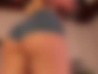 Live cam show with KiimLee - Arab Twerk on Camsoda Late Night