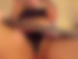 Live cam show with KiimLee - Full Nudity on Camsoda