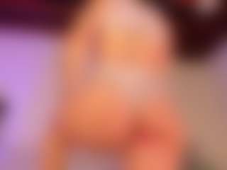 KiimLee's Live Sex Cam Show