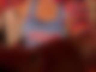 Live cam show with KiimLee - Erotic Dance on SinfulBabes