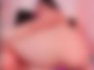Live cam show with littleebluee - Blonde Hair on Camsoda