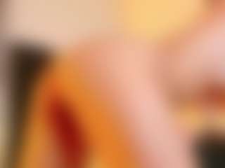 Live cam show with littleebluee - Hairy Pussy on CamClone
