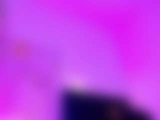 Live cam show with littleebluee - Facial on Camsoda