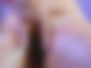 Live cam show with littleebluee - Blonde Hair HD on Camsoda