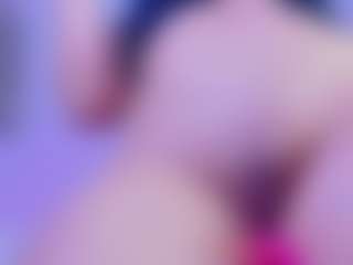 Live cam show with littleebluee - Athletic on Camsoda