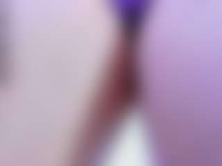 littleebluee's Live Sex Cam Show