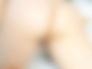 Live cam show with littleebluee - Lesbian on SquirtSoMuch
