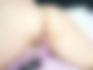 Live cam show with littleebluee - Lesbian on xfollow cams
