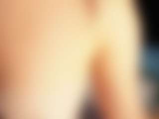 littleebluee's Live Sex Cam Show