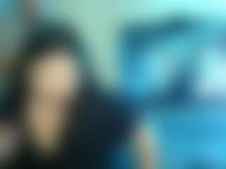 pappyslilfreak MILF webcam performer live streaming
