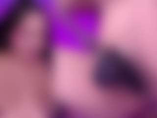 Live cam show with PetiteSofia - Middle Aged on Camsoda