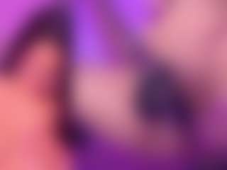 Live cam show with PetiteSofia - Amateur on Camsoda
