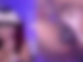 PetiteSofia's Live Sex Cam Show