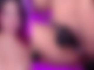 PetiteSofia's Live Sex Cam Show