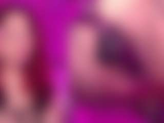 Live cam show with PetiteSofia - Fingering on WildCum