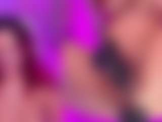 Live cam show with PetiteSofia - Squirt on Instabang