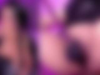 Live cam show with PetiteSofia - Average on studioflirtlive.com