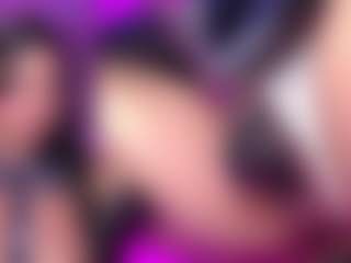 Live cam show with PetiteSofia - Middle Aged on Adult Interactions