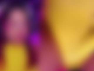 Live cam show with PetiteSofia - Petite on Camsoda