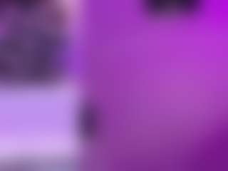 Live cam show with PetiteSofia - Amateur on Camsoda