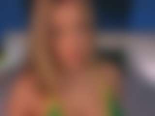 Live cam show with Mavis-Willis - Hot on live18s.com