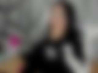 Live cam show with dianarous - Ebony Petite on Camsoda