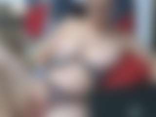 eljosipe MILF webcam performer live streaming
