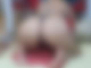 Live cam show with eljosipe - Flashing on madthumbs