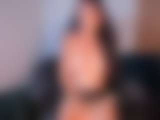 KasandraMature MILF webcam performer live streaming