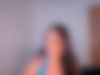 Live cam show with KasandraMature - Bedroom Mature on Cam Slut