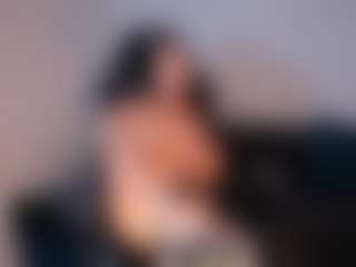 Live cam show with KasandraMature - Public MILF on CamSodaAdn