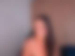 Live cam show with KasandraMature - Facial Piercings on livesuperchat.net