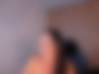 Live cam show with KasandraMature - Fingers on Camsoda