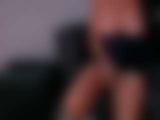 Live cam show with KasandraMature - Granny Petite on Dolls Live