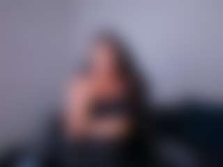 Spettacolo in cam dal vivo con KasandraMature - Smoking su Camsoda