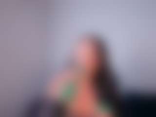 Live cam show with KasandraMature - Body Massage on StripNow